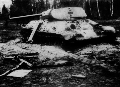 Т-34 сгоревшая под Мценском.jpg